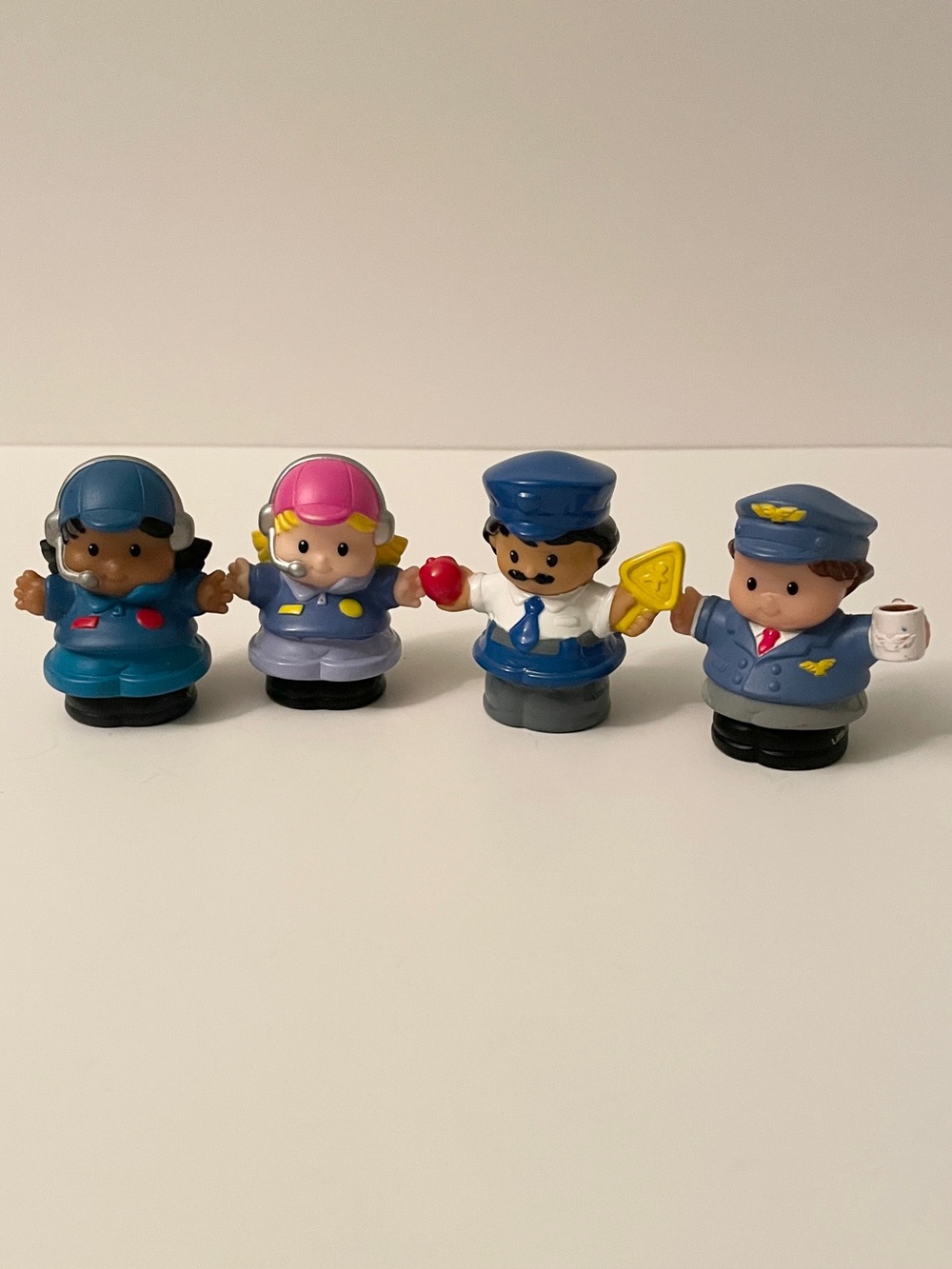 Fisher-Price Little People Flight Crew & Pilots Figures Lot of 4